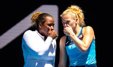 Taylor_Townsend_Katerina_Siniakova_-_Australian_Open_2025_-_Day_13-DSC_7374